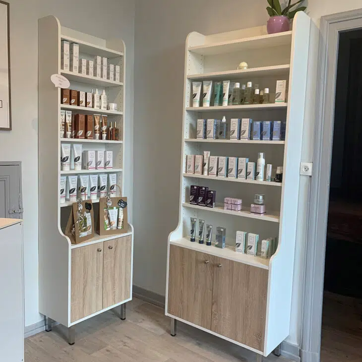 institut-beaute-presentoir-1