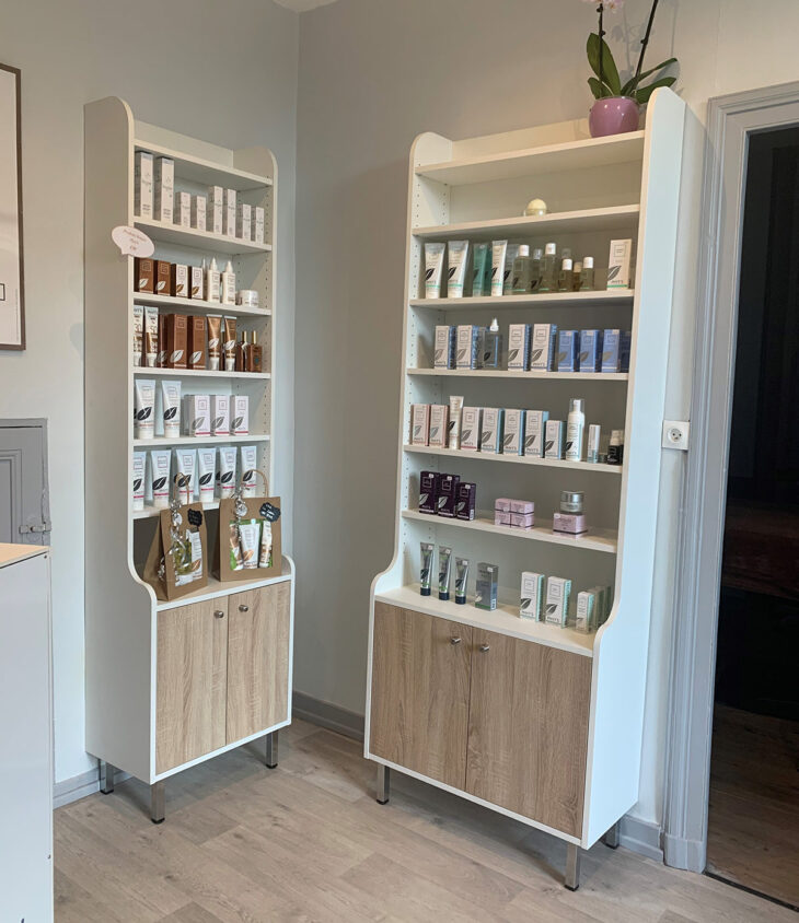institut-beaute-presentoir-1